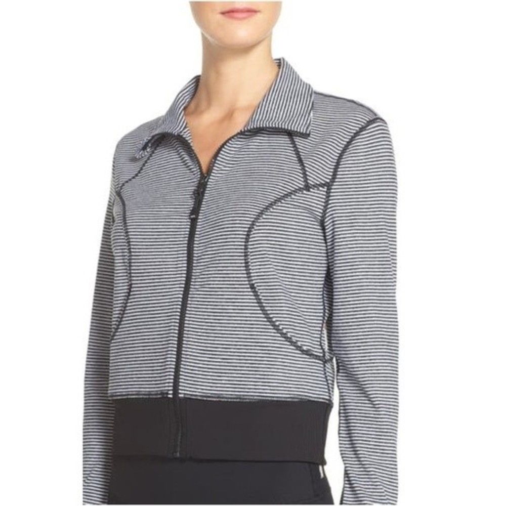 Zella Black White On Point Workout Jacket Size S - Picture 2 of 8